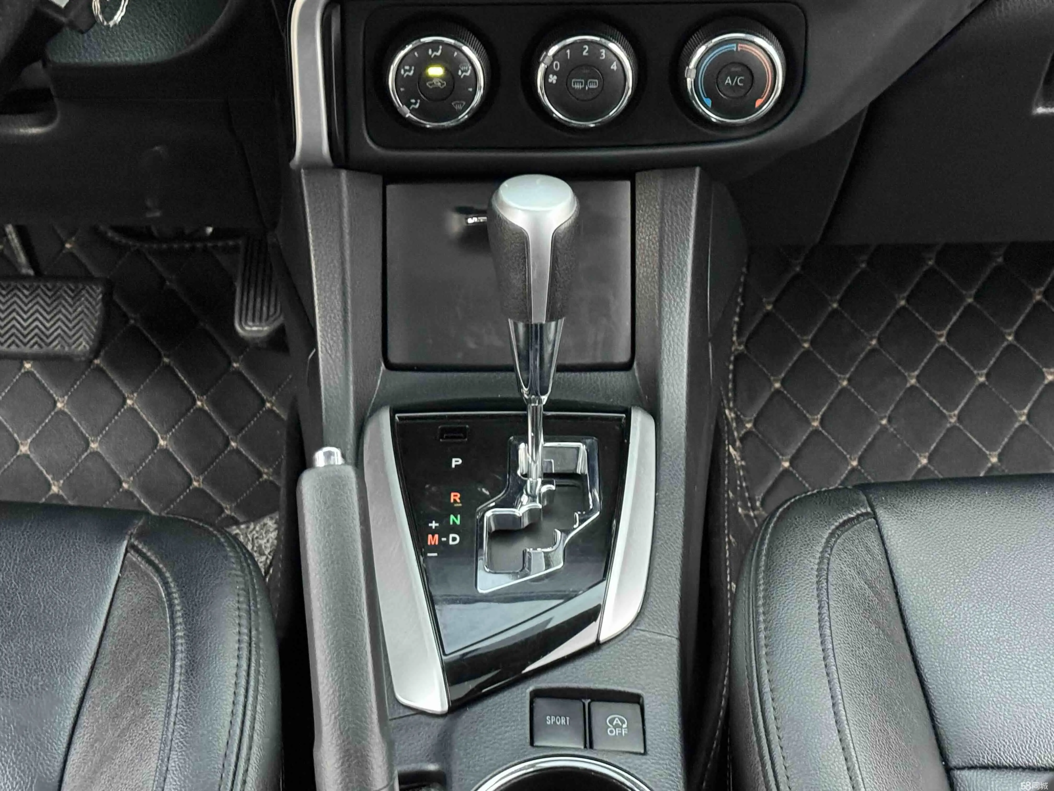 Toyota Corolla 2018 #20 Toyota Corolla 2018 car image #20