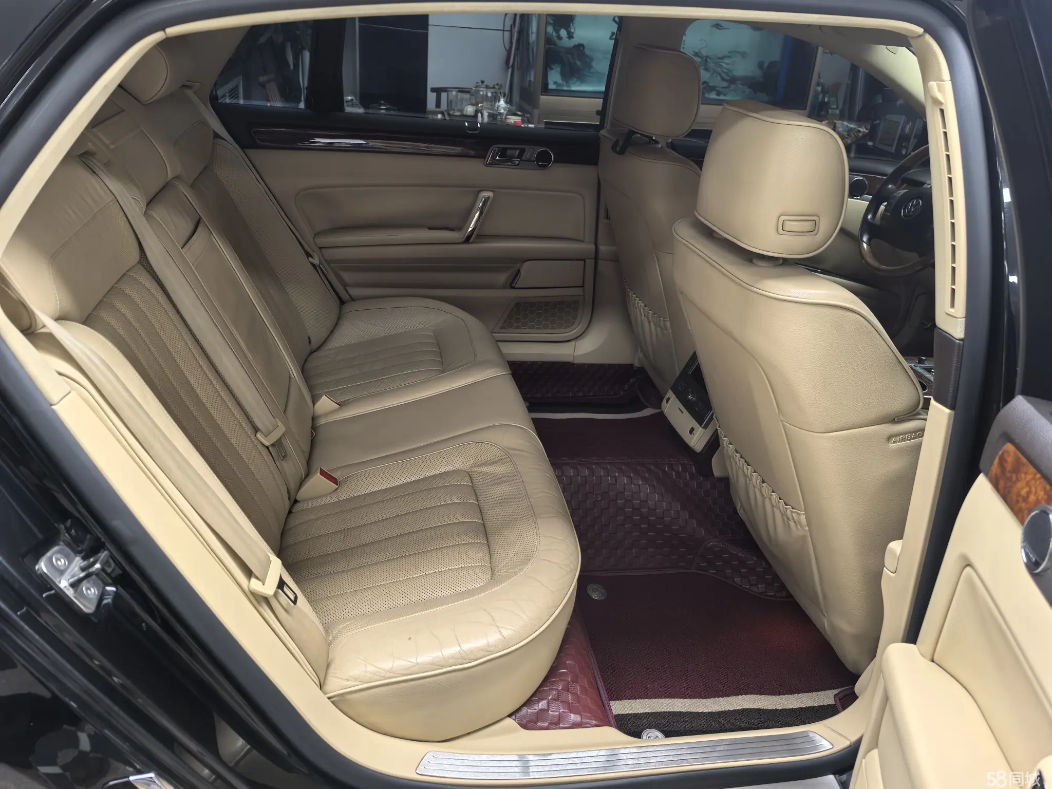 Volkswagen Pheaton 2011 immagine di auto #20