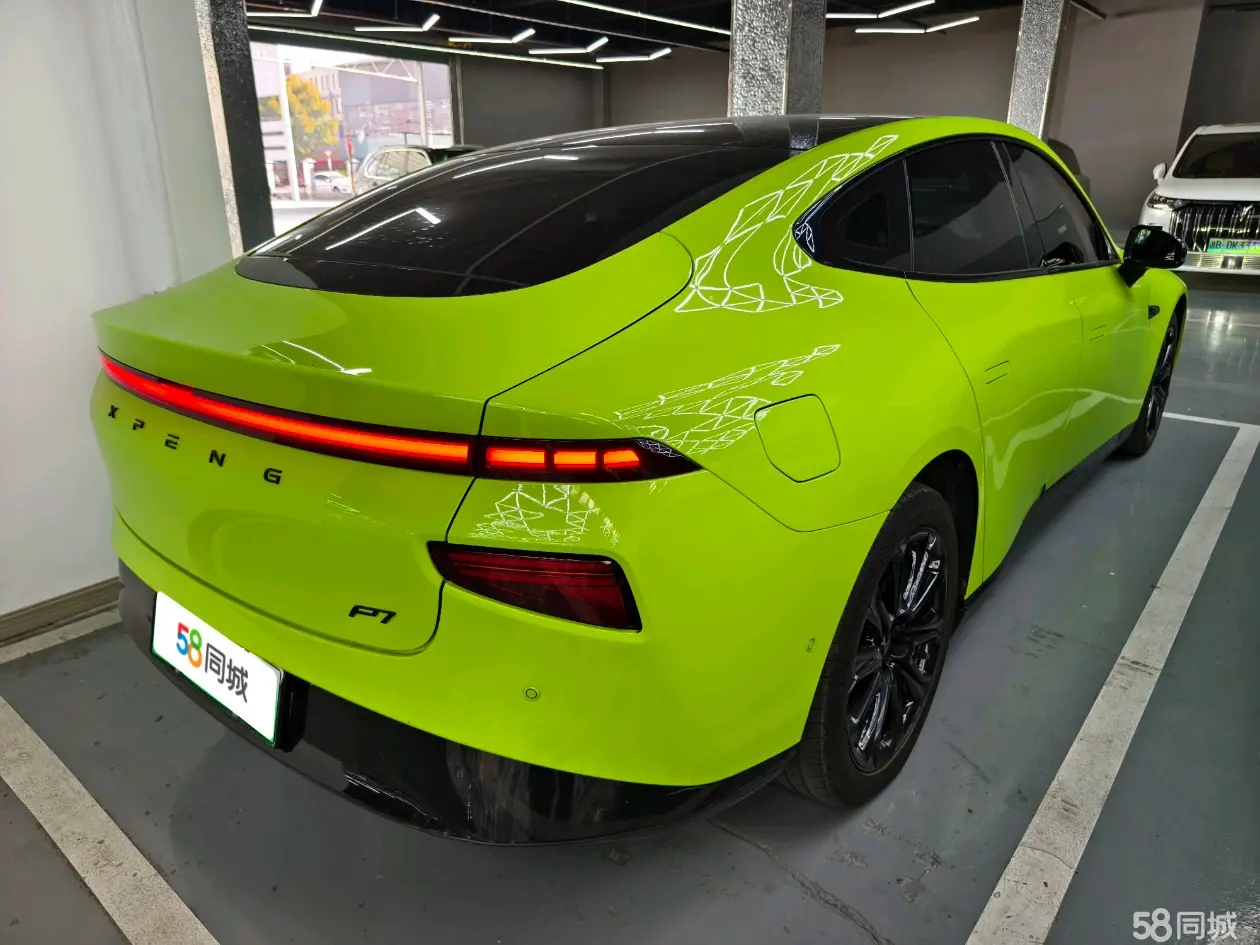 小鹏 小鹏P7 2021 汽车图片 #20