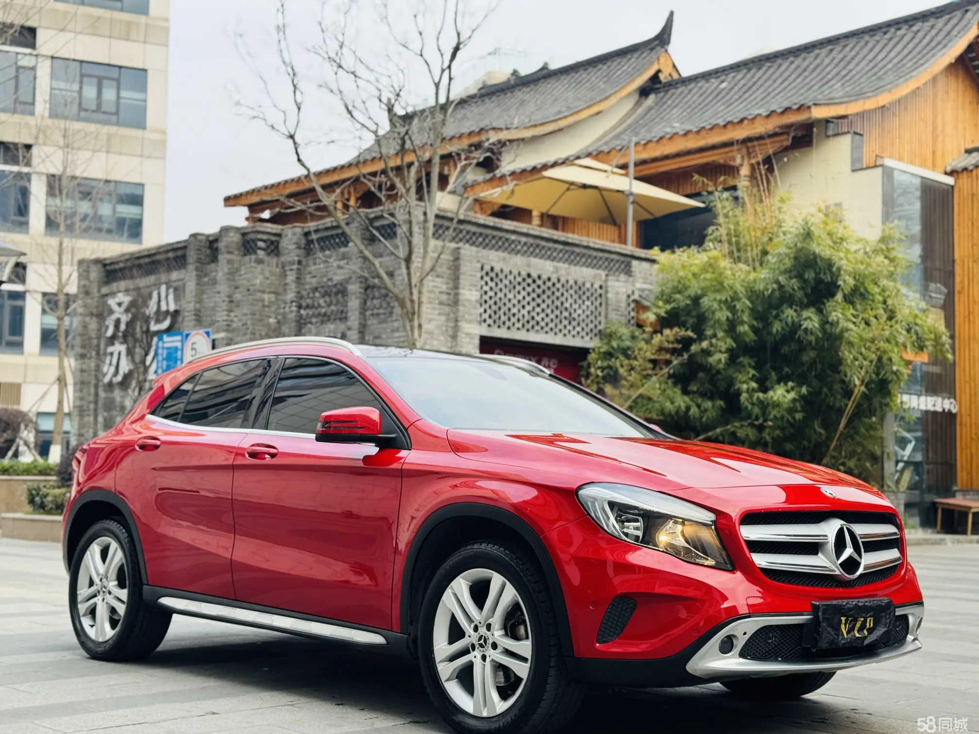 Mercedes-Benz GLA Class 2017 immagine di auto #20