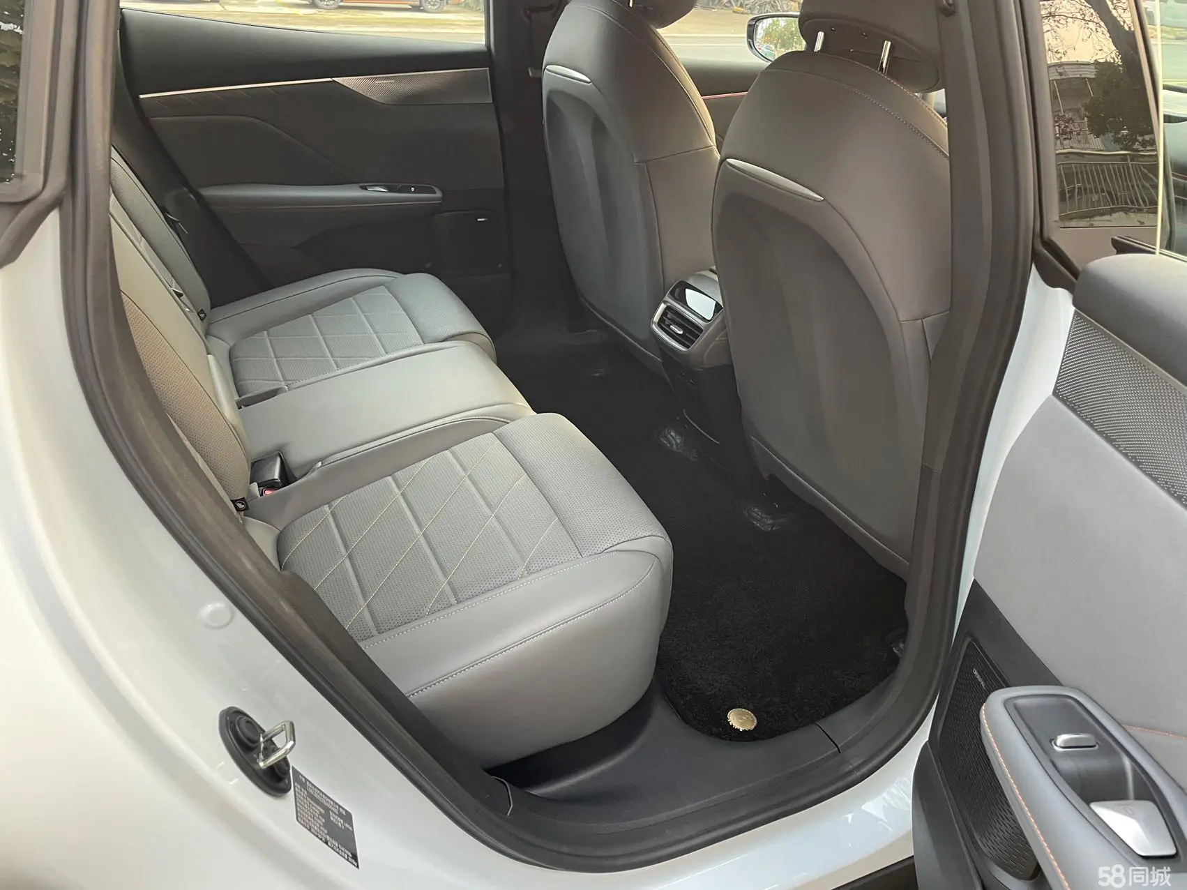 Deepal S05 2025 immagine di auto #20