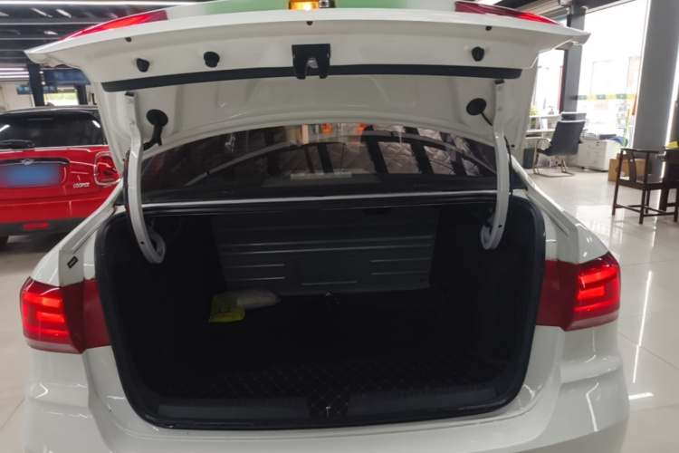 Volkswagen Santana 2019 #19 Volkswagen Santana 2019 car image #19