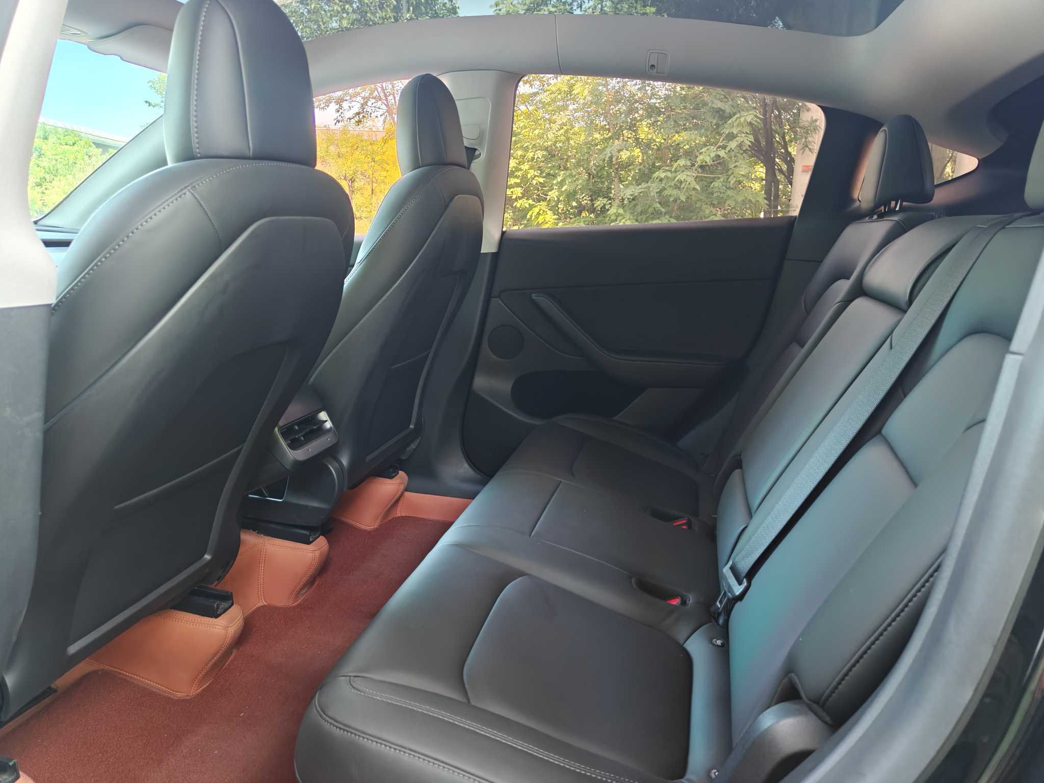 Tesla Model Y 2021 #23 Tesla Model Y 2021 car image #23