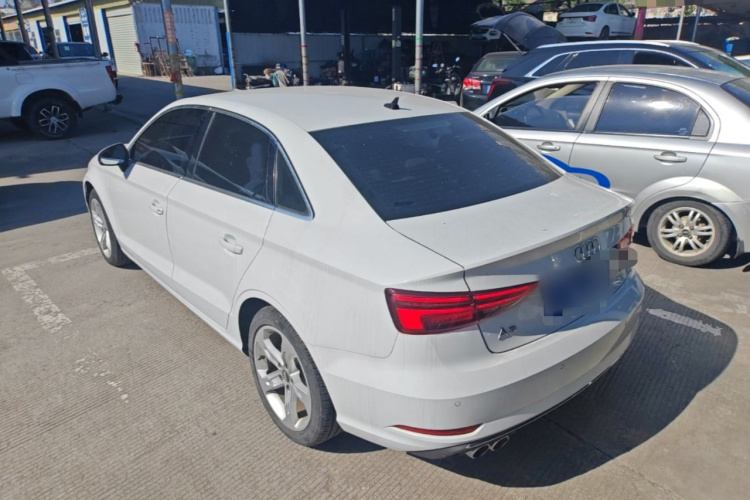 Audi A3 2019 imagen de coche #5