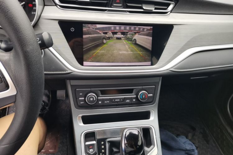GEELY Emgrand 2021 immagine di auto #13