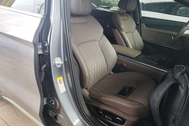 BYD Han 2021 car image #25