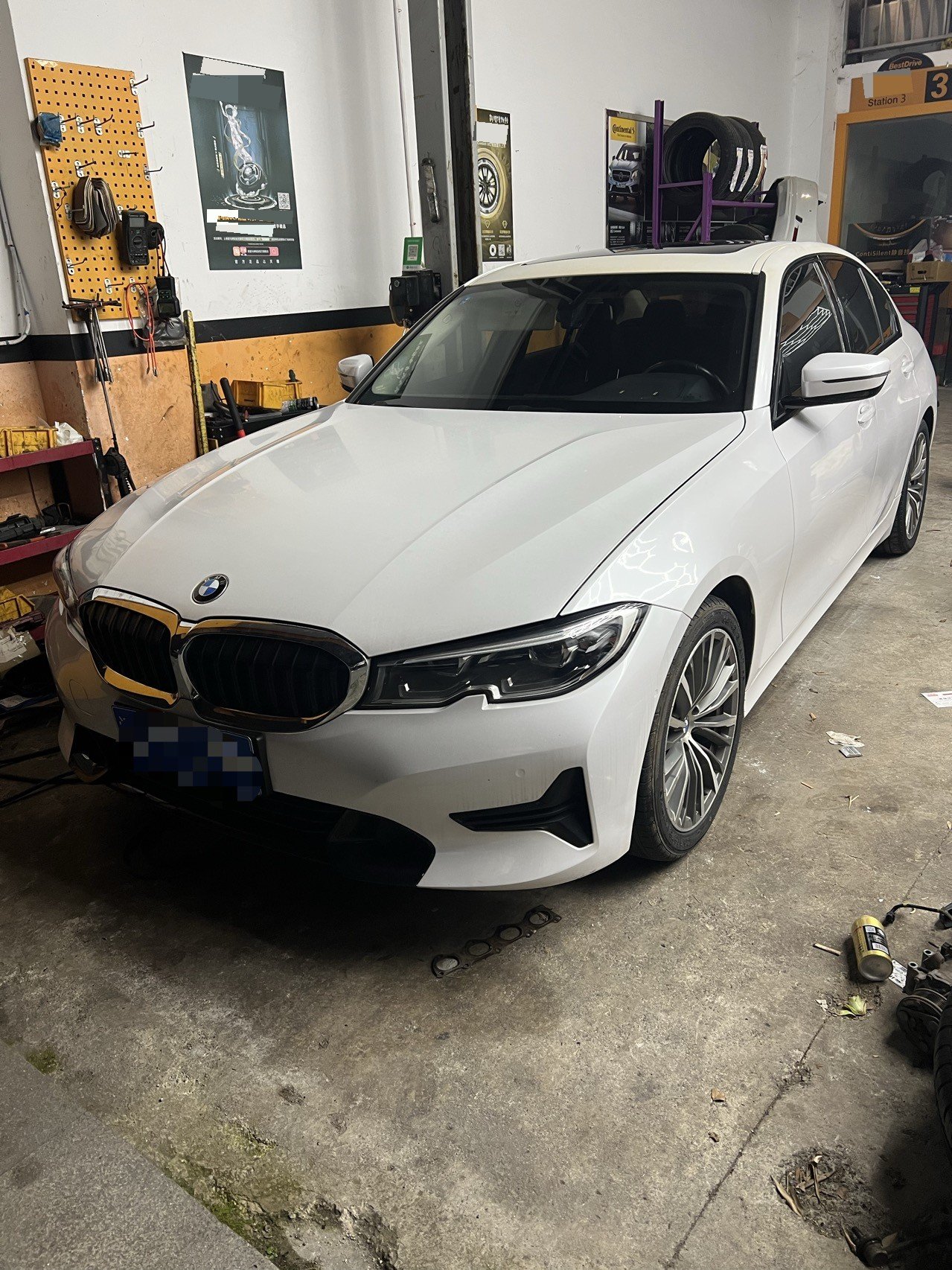 BMW 3 Series 2020 car image 