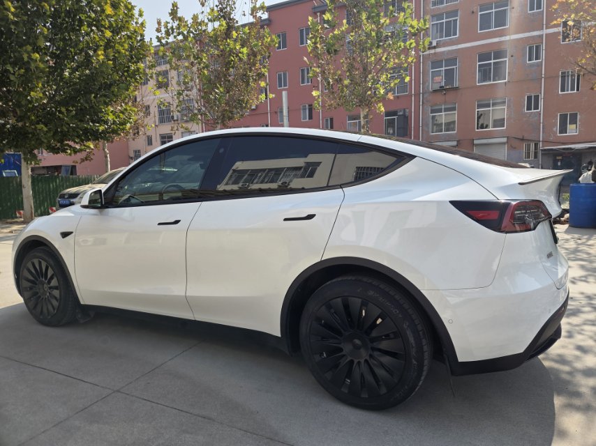Tesla Model Y 2023 #9 Tesla Model Y 2023 image de voiture #9