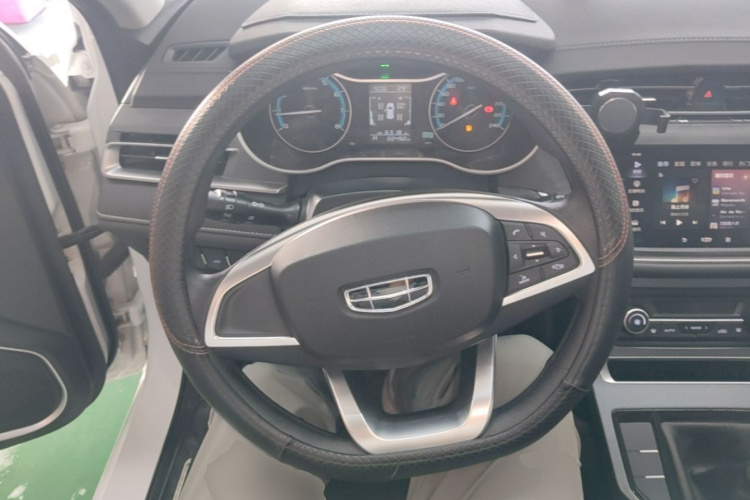 GEELY Emgrand 2021 car image #11