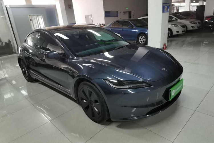 Tesla Model 3 2024 #4 Tesla Model 3 2024 car image #4