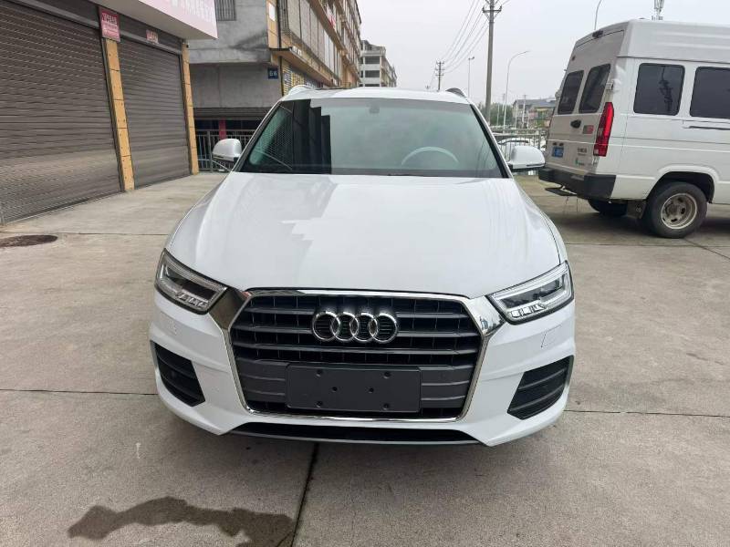 Audi Q3 2018 #2 Audi Q3 2018 car image #2