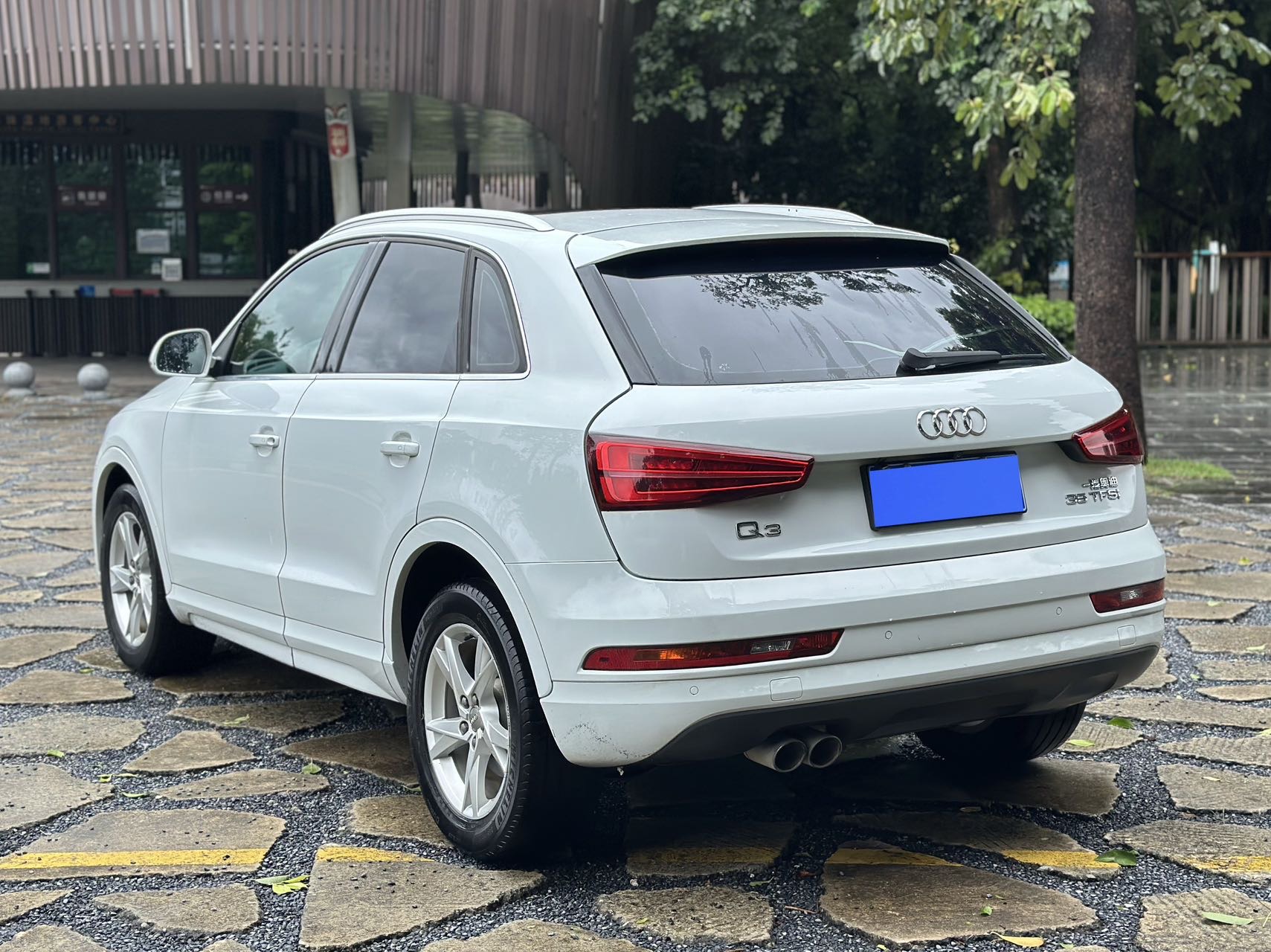 Audi Q3 2018 #4 Audi Q3 2018 car image #4