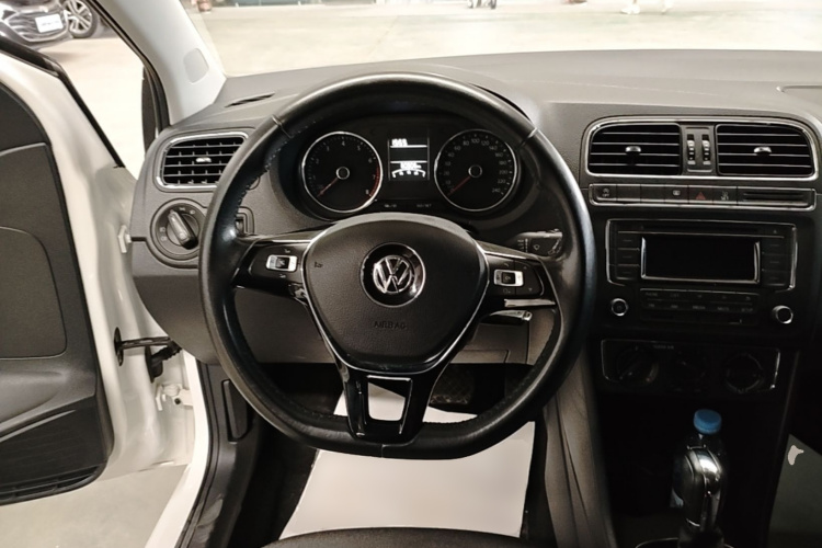 Volkswagen Polo 2019 #11 Volkswagen Polo 2019 car image #11