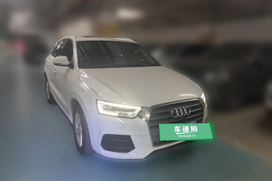 Audi Q3 2018 car image #2
