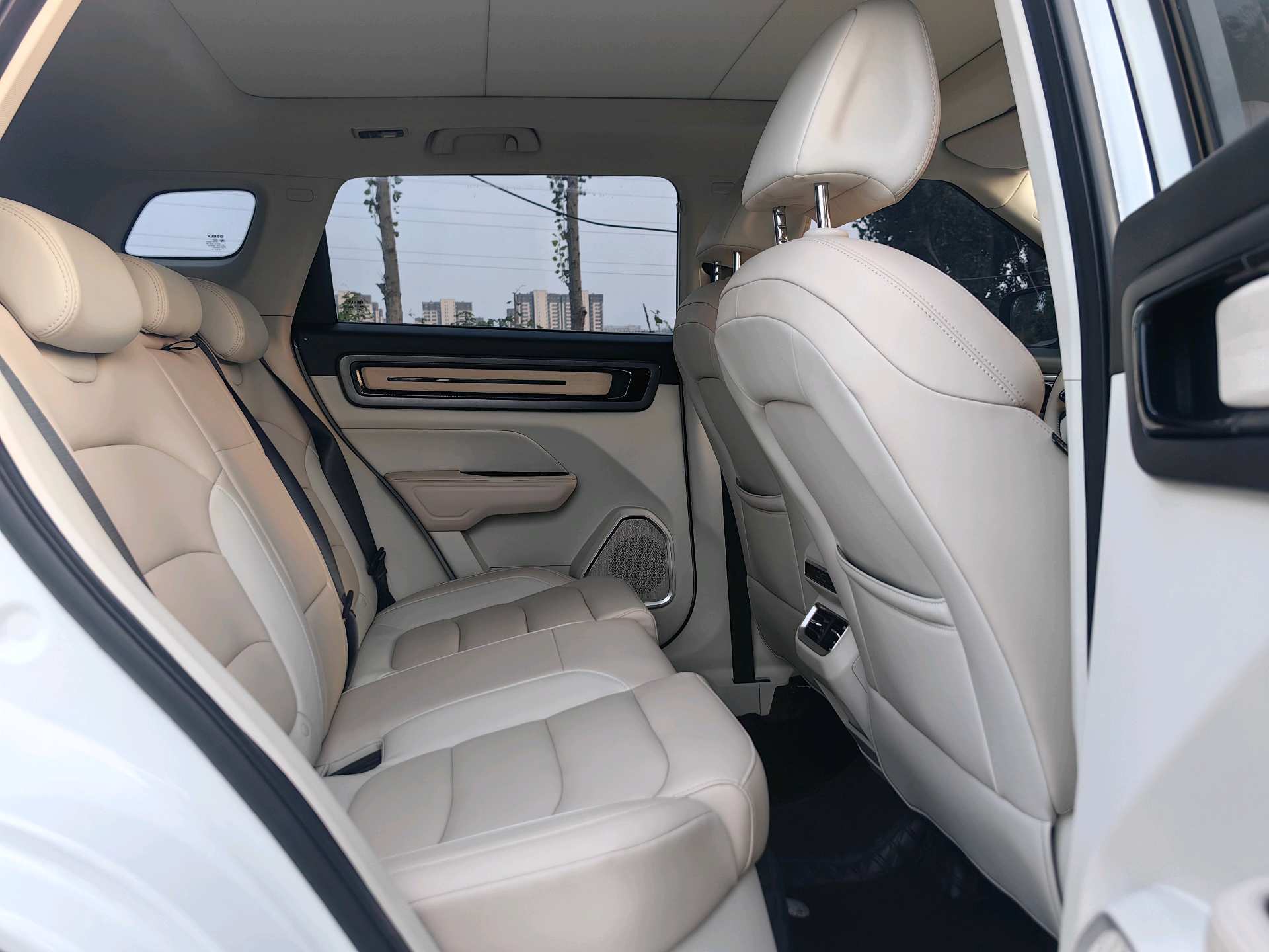 GEELY ICON 2023 car image #12