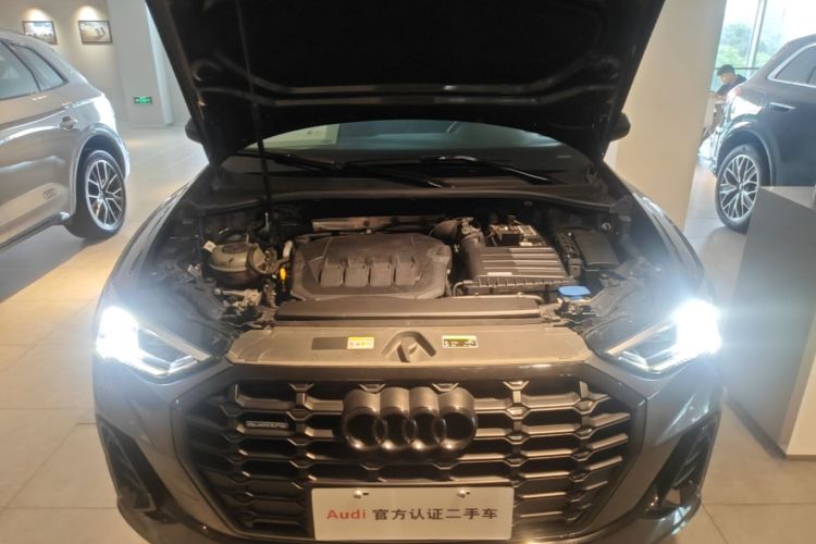 Audi Q3 2021 #22 Audi Q3 2021 car image #22