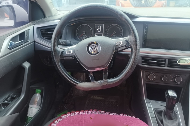 Volkswagen Polo 2021 car image #11