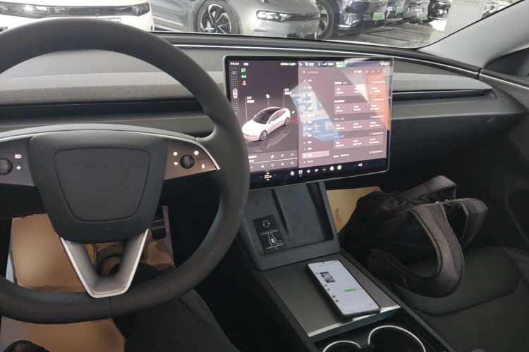Tesla Model 3 2024 #10 Tesla Model 3 2024 car image #10