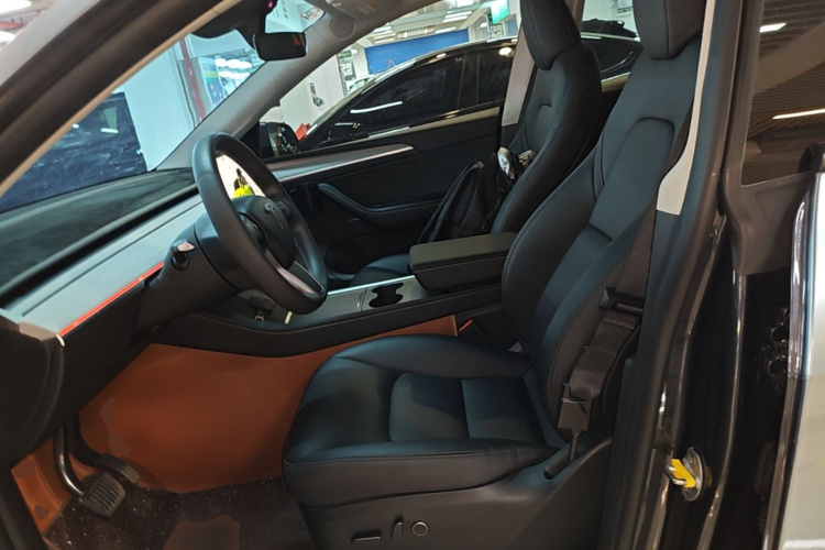 Tesla Model Y 2024 #15 Tesla Model Y 2024 car image #15