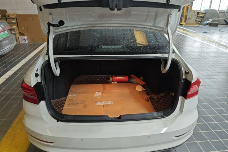Volkswagen Lavida 2019 #18 Volkswagen Lavida 2019 car image #18