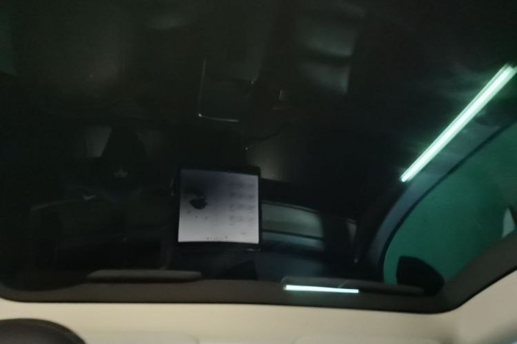 Tesla Model Y 2022 #18 Tesla Model Y 2022 car image #18