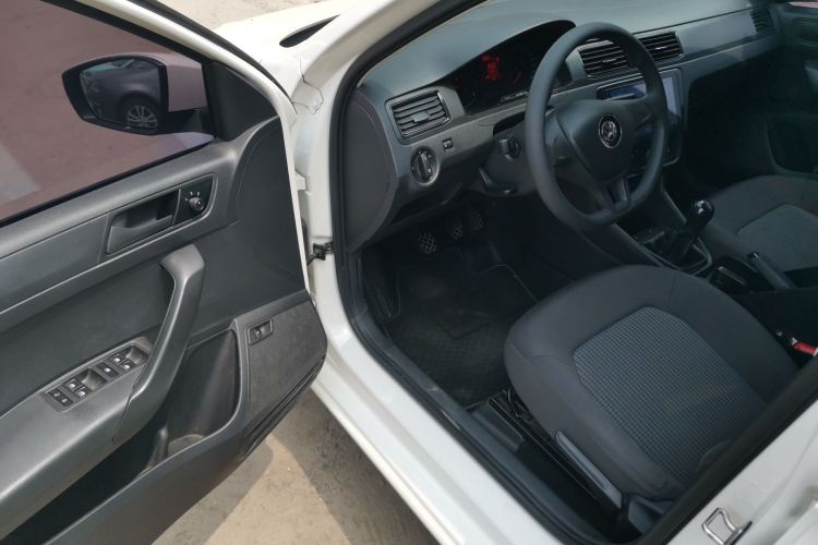 Volkswagen Santana 2020 car image #12