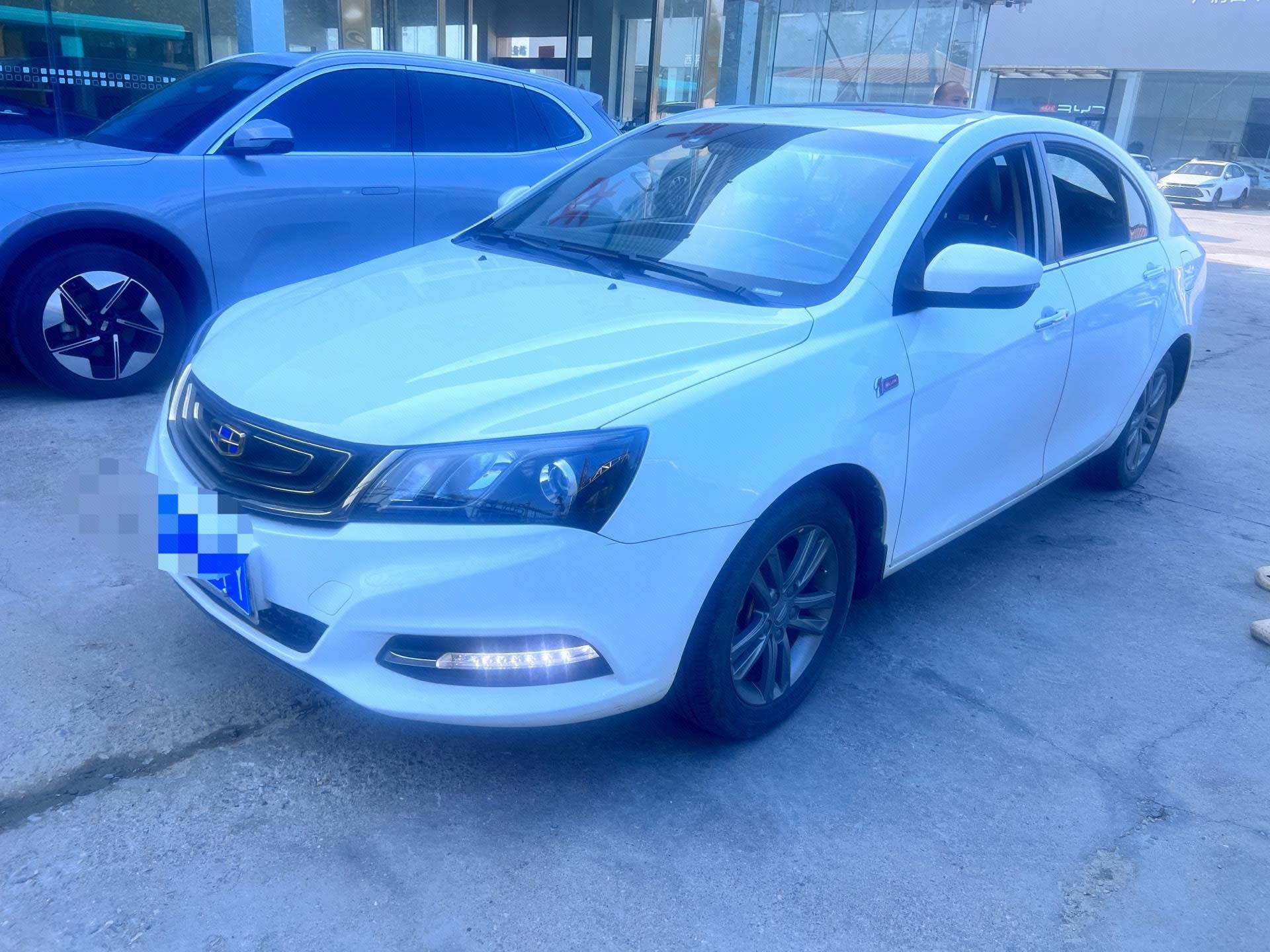 GEELY Emgrand 2017 car image 