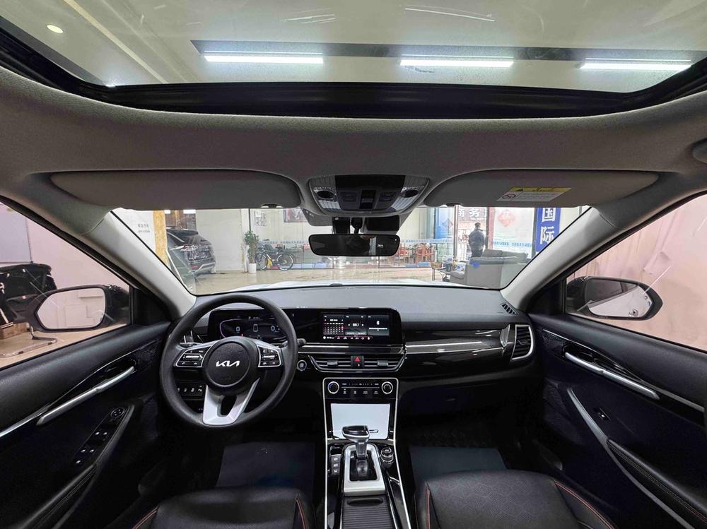 Kia Seltos 2023 image de voiture #13