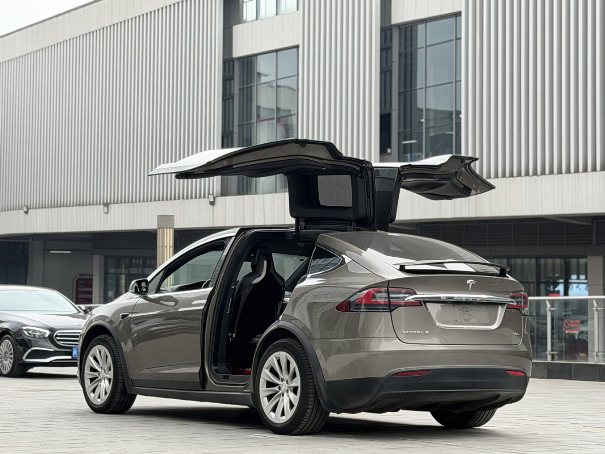 Tesla Model X 2017 #7 Tesla Model X 2017 صورة سيارة #7