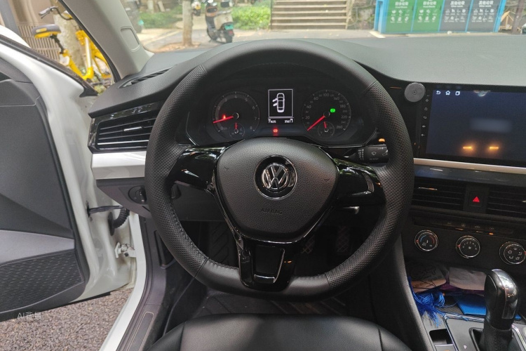 Volkswagen Bora 2019 #12 Volkswagen Bora 2019 car image #12