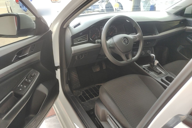 Volkswagen Bora 2023 car image #11