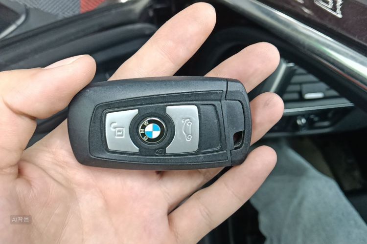 BMW 3 Series 2017 #10 BMW 3 Series 2017 car image #10