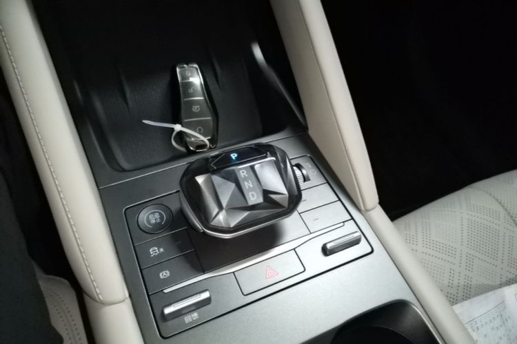 BYD YuanUP 2024 car image #18