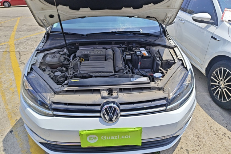 Volkswagen Golf 2020 #20 Volkswagen Golf 2020 car image #20
