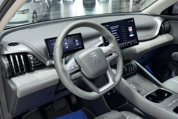 BYD Yuan Plus 2025 #11 BYD Yuan Plus 2025 car image #11