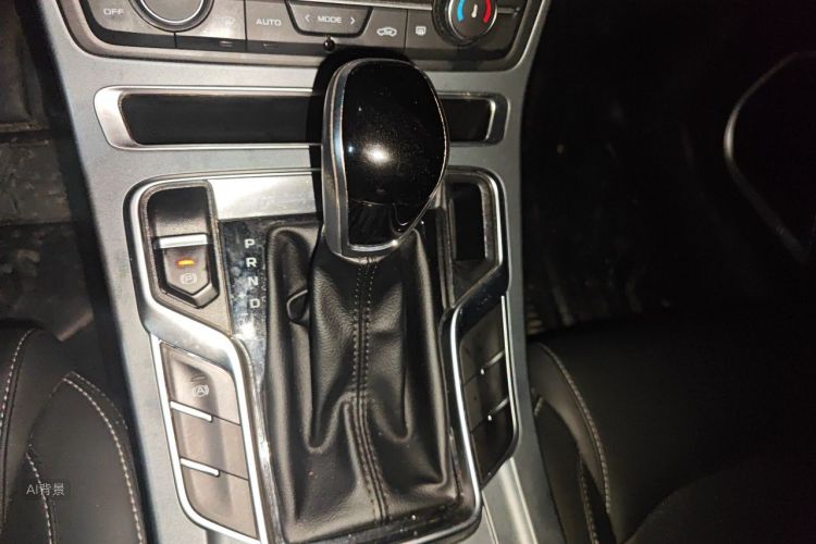 GEELY Emgrand 2021 car image #16