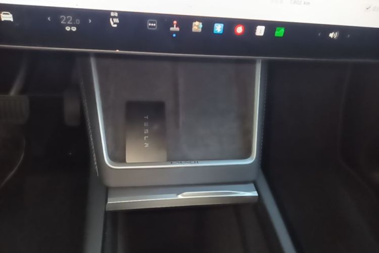 Tesla Model Y 2025 #18 Tesla Model Y 2025 car image #18