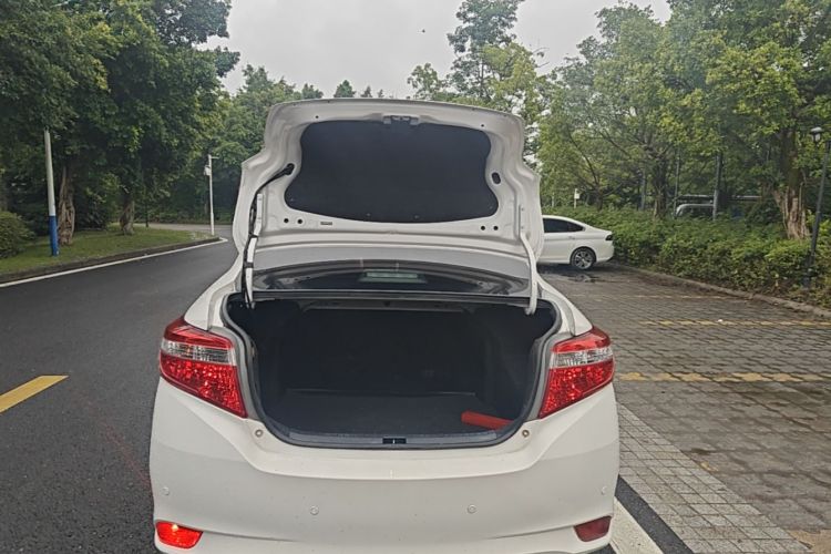 Toyota Vios 2015 car image #19