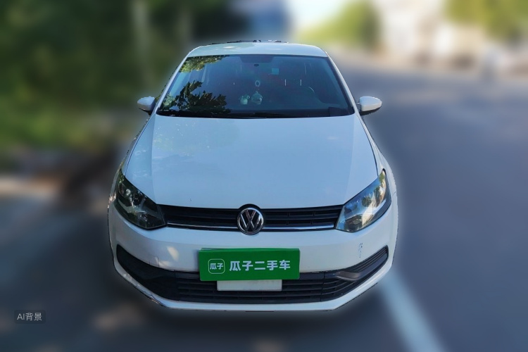 Volkswagen Polo 2015 car image #3