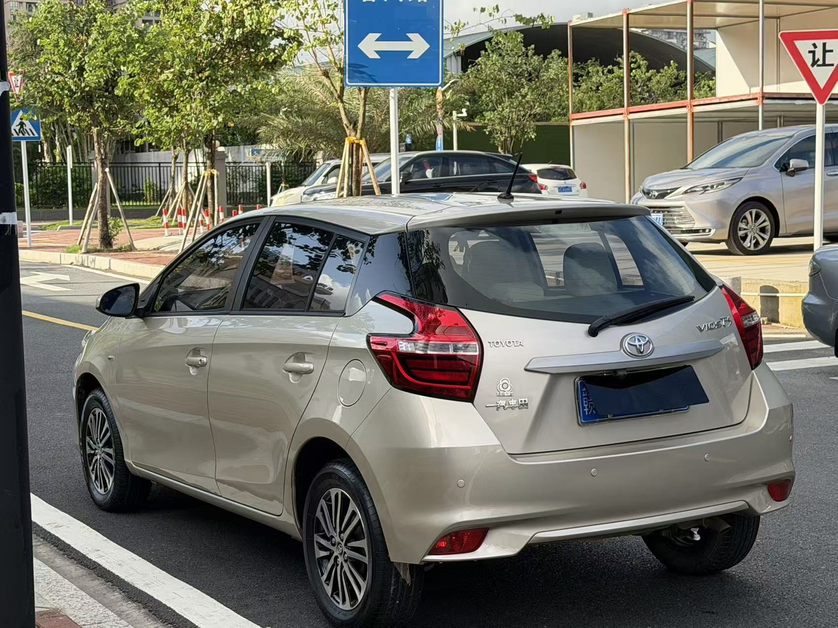 Toyota Vios FS 2018 image de voiture #10