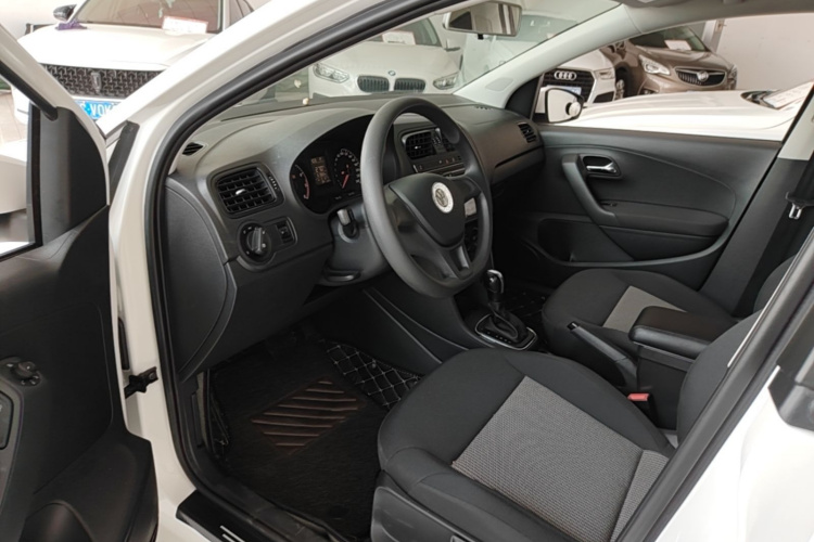 Volkswagen Polo 2019 #16 Volkswagen Polo 2019 car image #16
