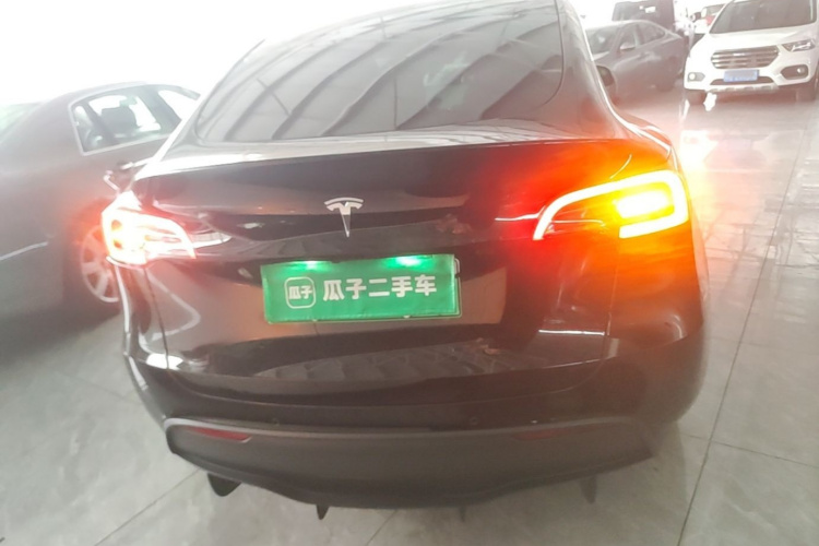 Tesla Model Y 2021 imagem de carro #4