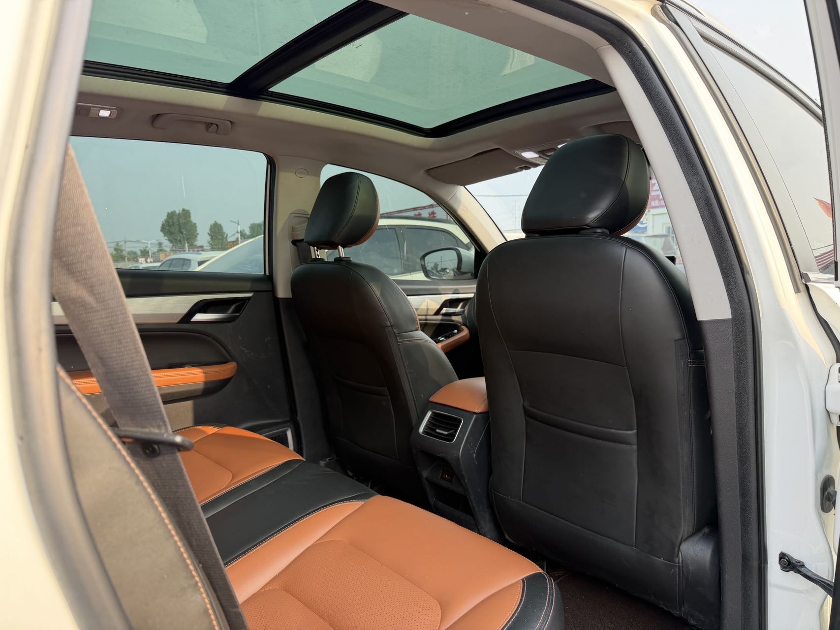 GEELY Vision X6 2019 image de voiture #7