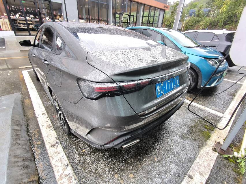 GEELY Binray 2023 car image #2