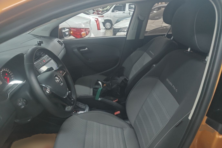 Volkswagen Polo 2017 #19 Volkswagen Polo 2017 car image #19