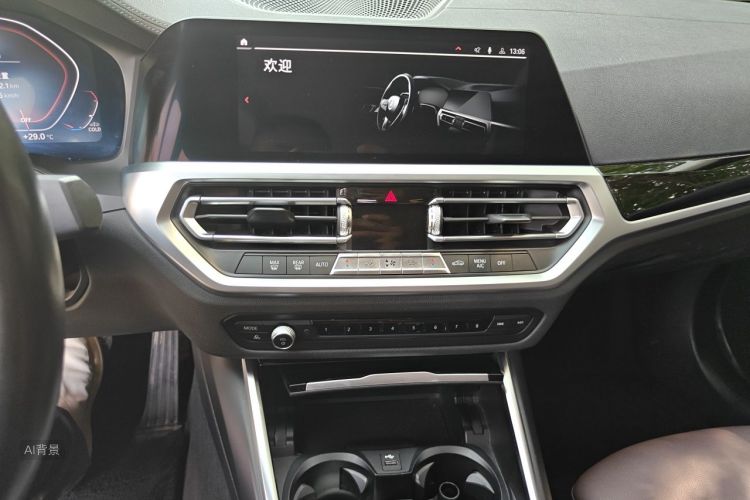 BMW 3 Series 2020 #15 BMW 3 Series 2020 car image #15