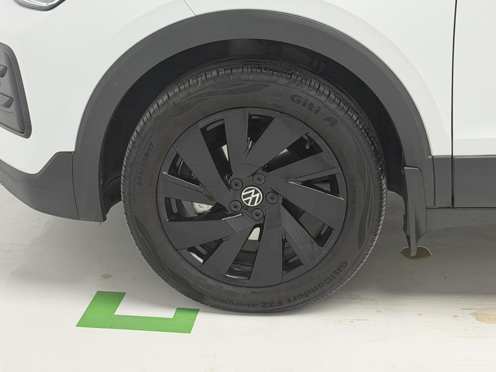 Volkswagen Tharu 2025 car image #9
