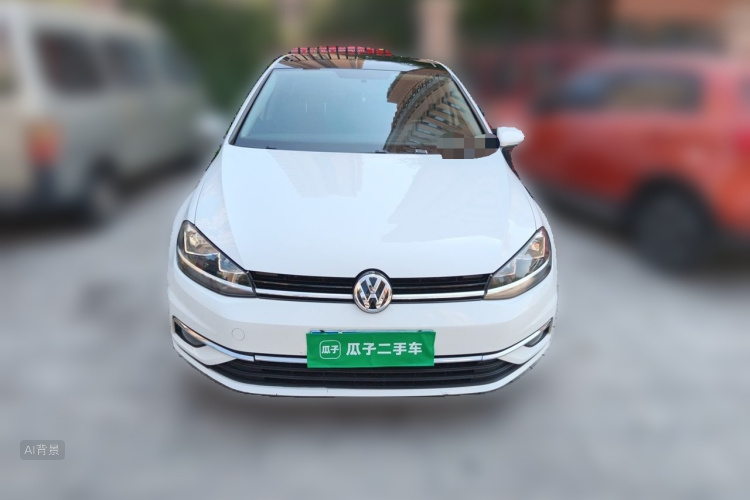 Volkswagen Golf 2020 car image #3