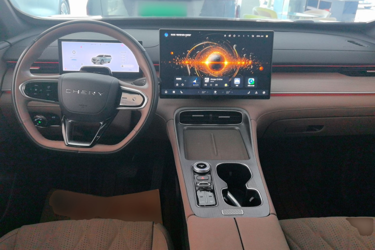 Chery Tiggo 8 Plus 2024 immagine di auto #10