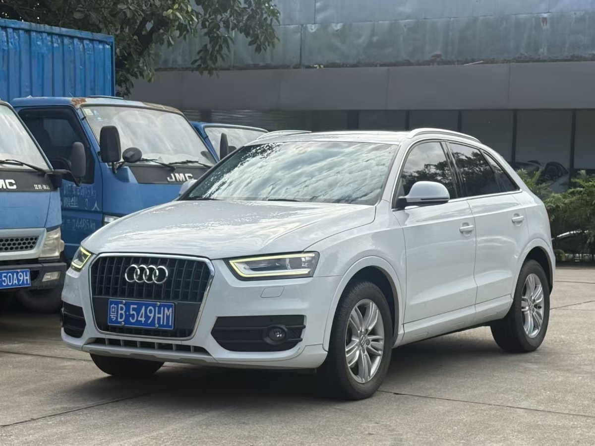 Audi Q3 2014 car image 
